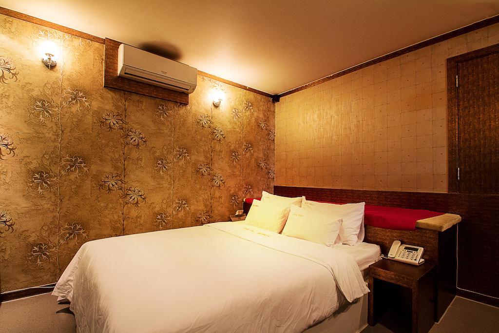 Max Hotel Daejeon Rom bilde